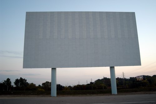 Silverdome Drive-In Theatre - Screen 1 Close